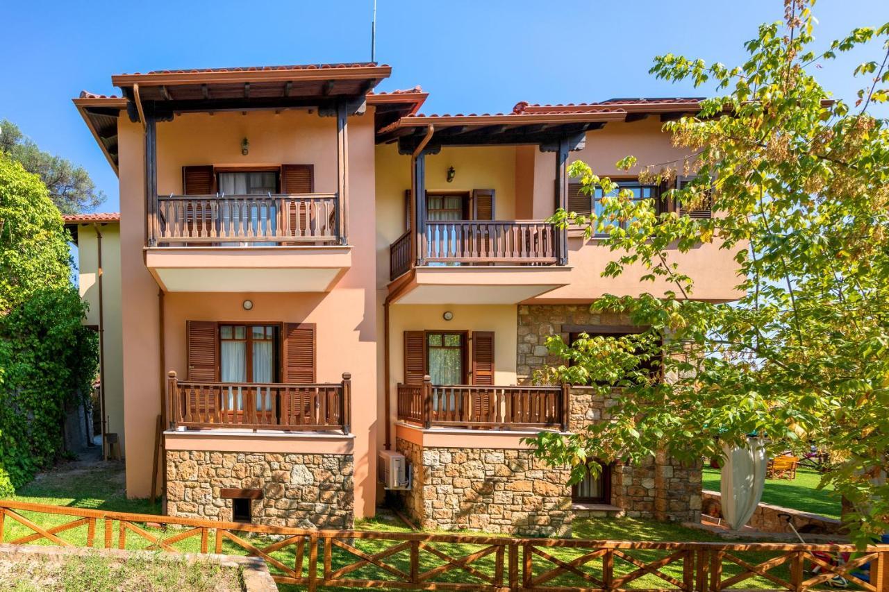 Vetrinos Apartments Agios Nikolaos  Exterior photo